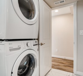12606 SE 161st St Renton WA-large-023-026-Lower Level Laundry Room-1500x1000-72dpi